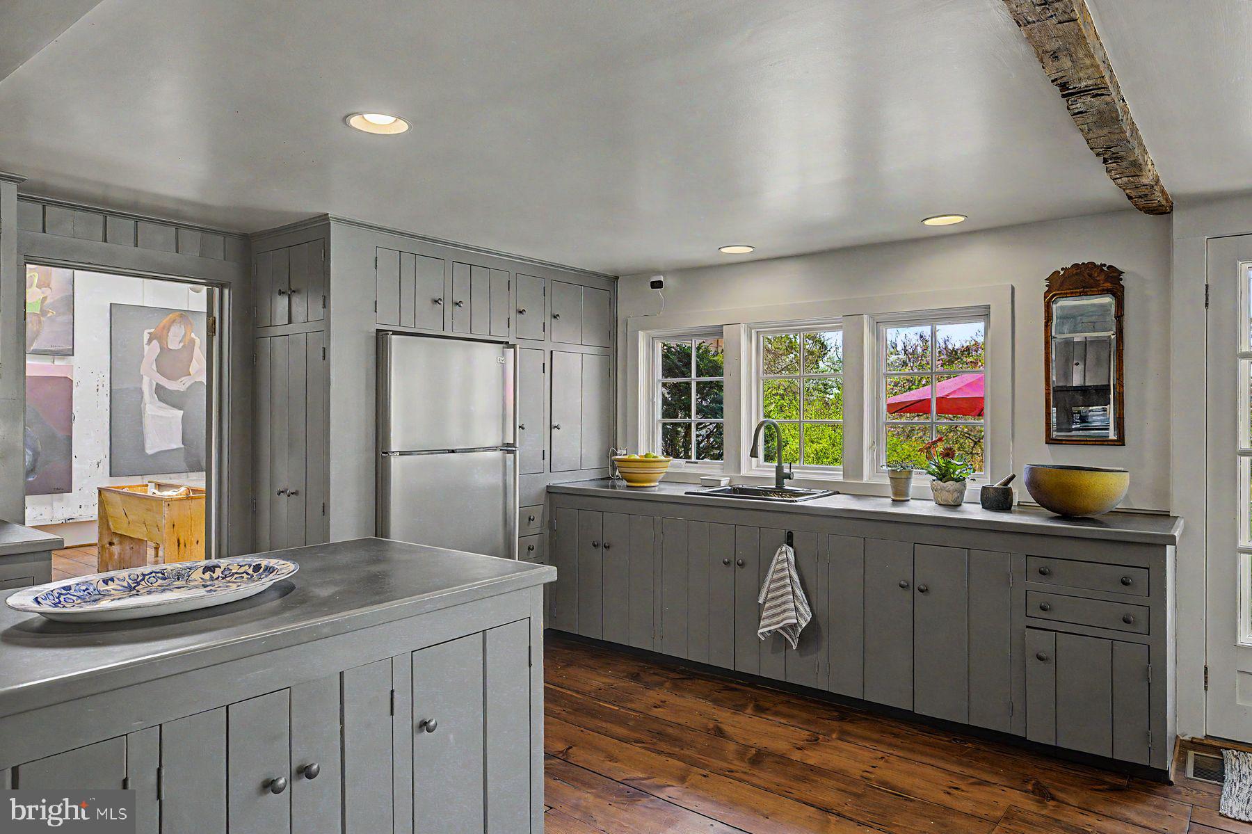 542 Headquarters Road Ottsville, PA 18942 - Photo 27 of 68