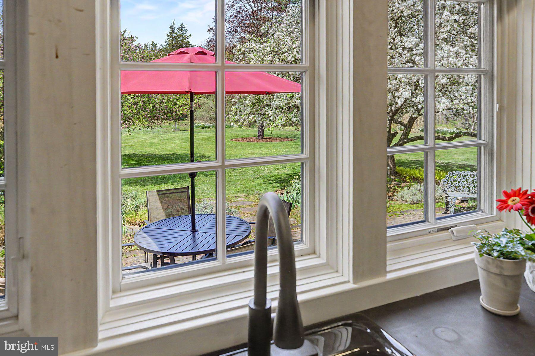 542 Headquarters Road Ottsville, PA 18942 - Photo 28 of 68