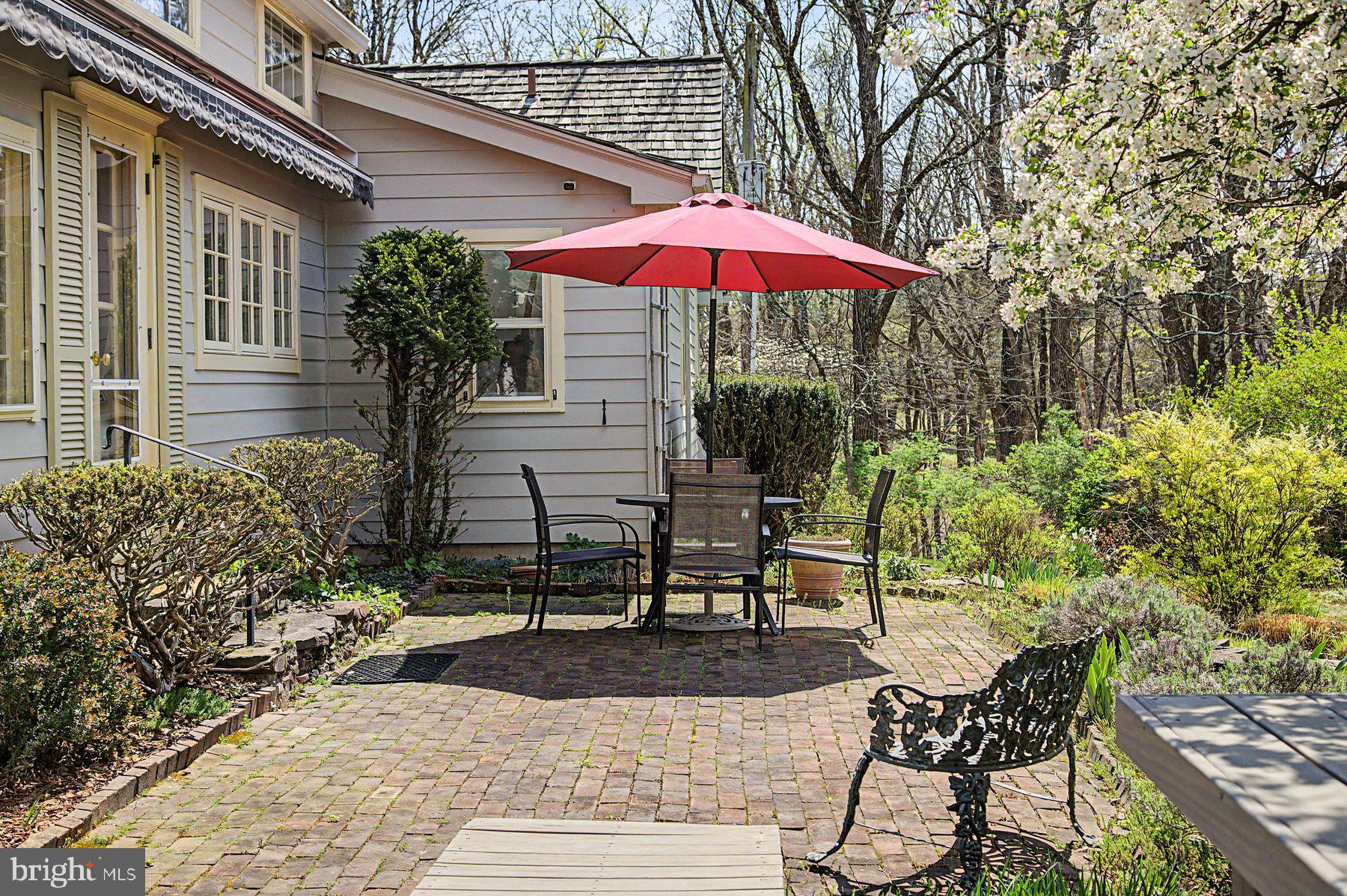 542 Headquarters Road Ottsville, PA 18942 - Photo 29 of 68