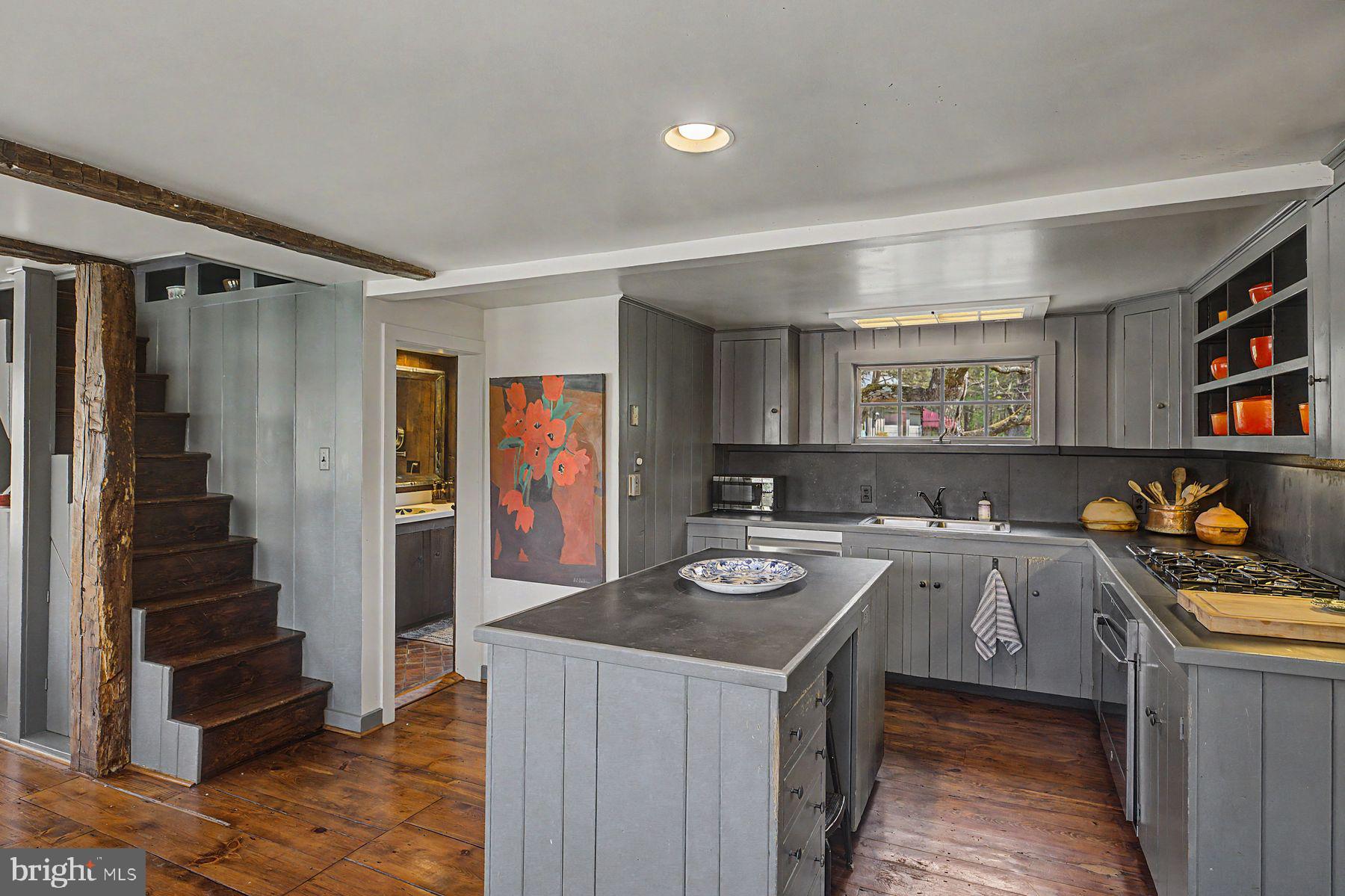 542 Headquarters Road Ottsville, PA 18942 - Photo 32 of 68