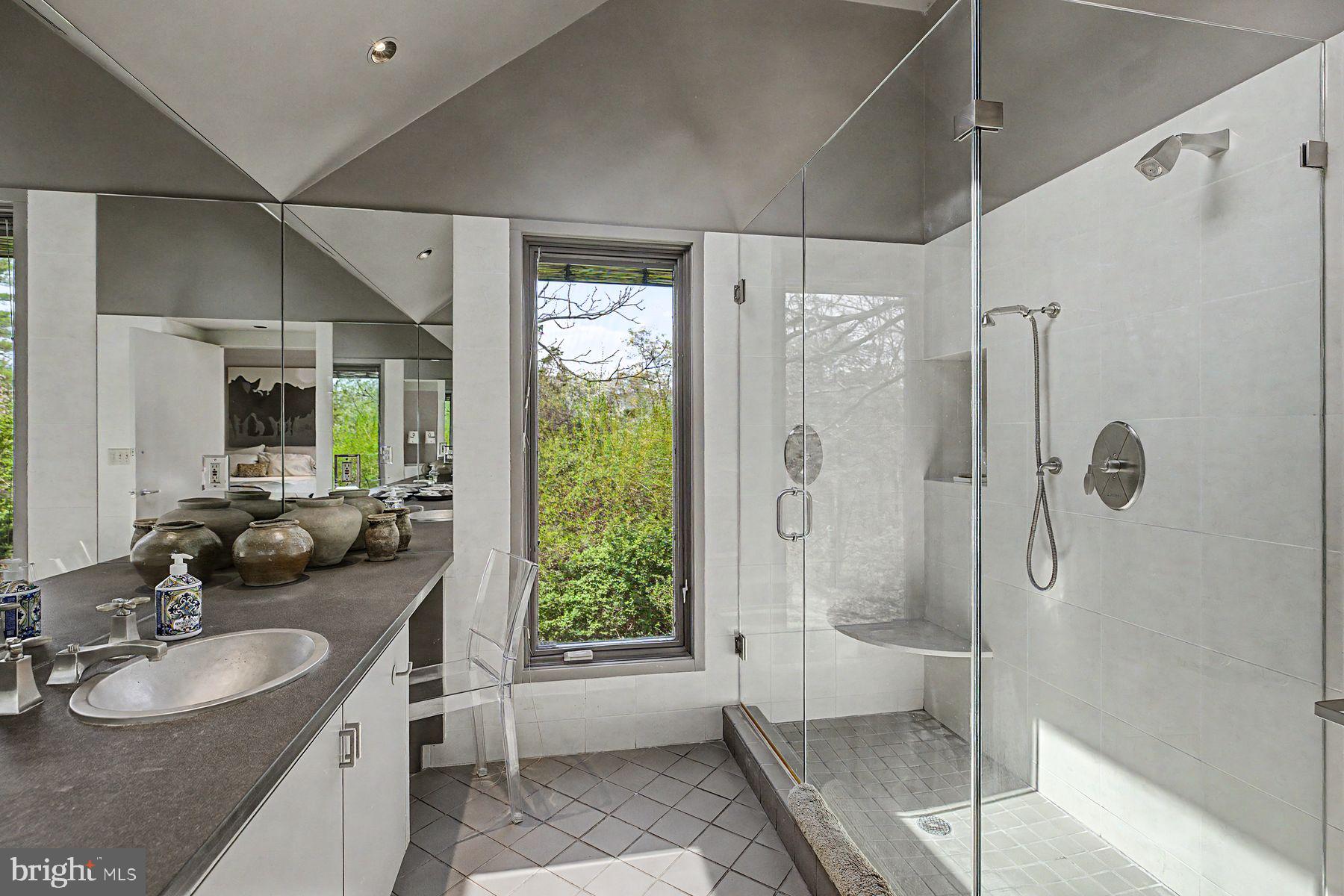 542 Headquarters Road Ottsville, PA 18942 - Photo 46 of 68