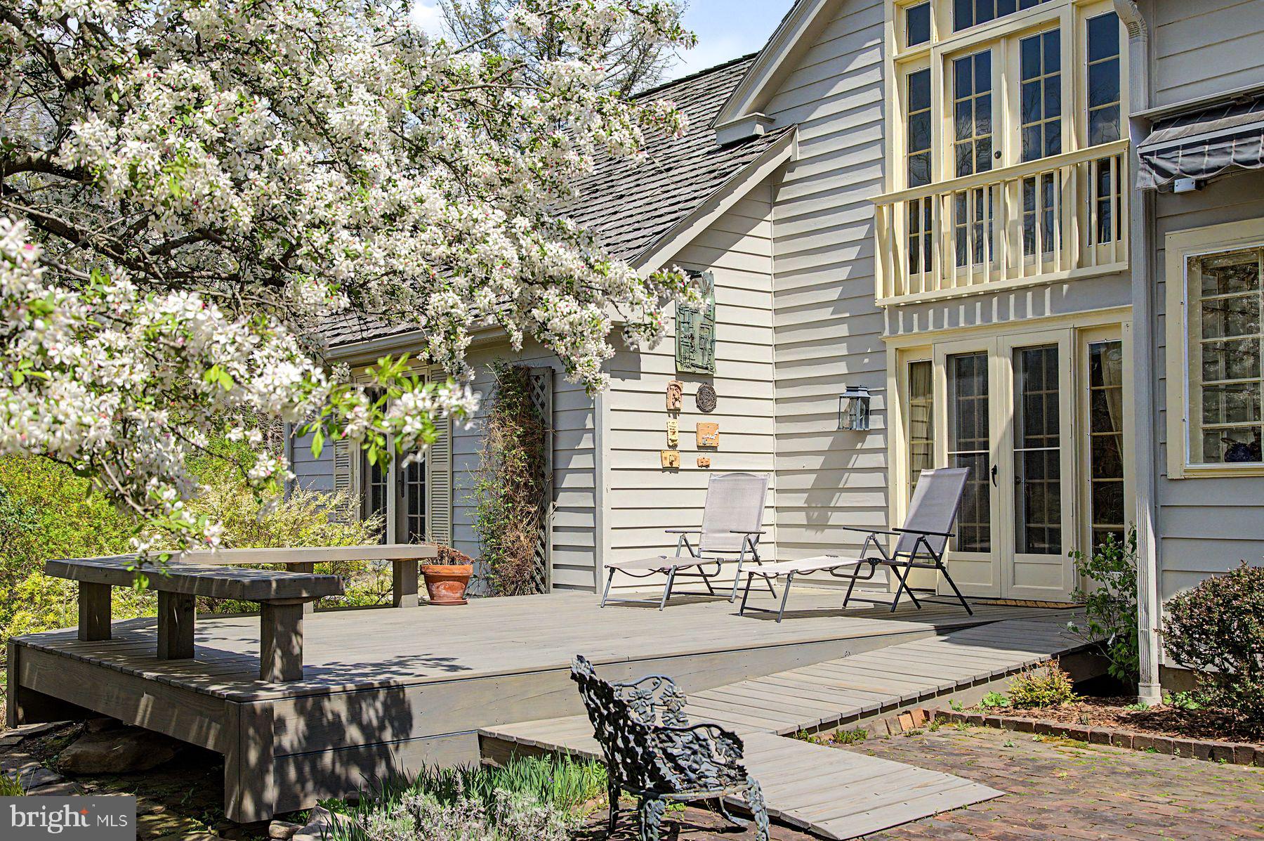 542 Headquarters Road Ottsville, PA 18942 - Photo 8 of 68