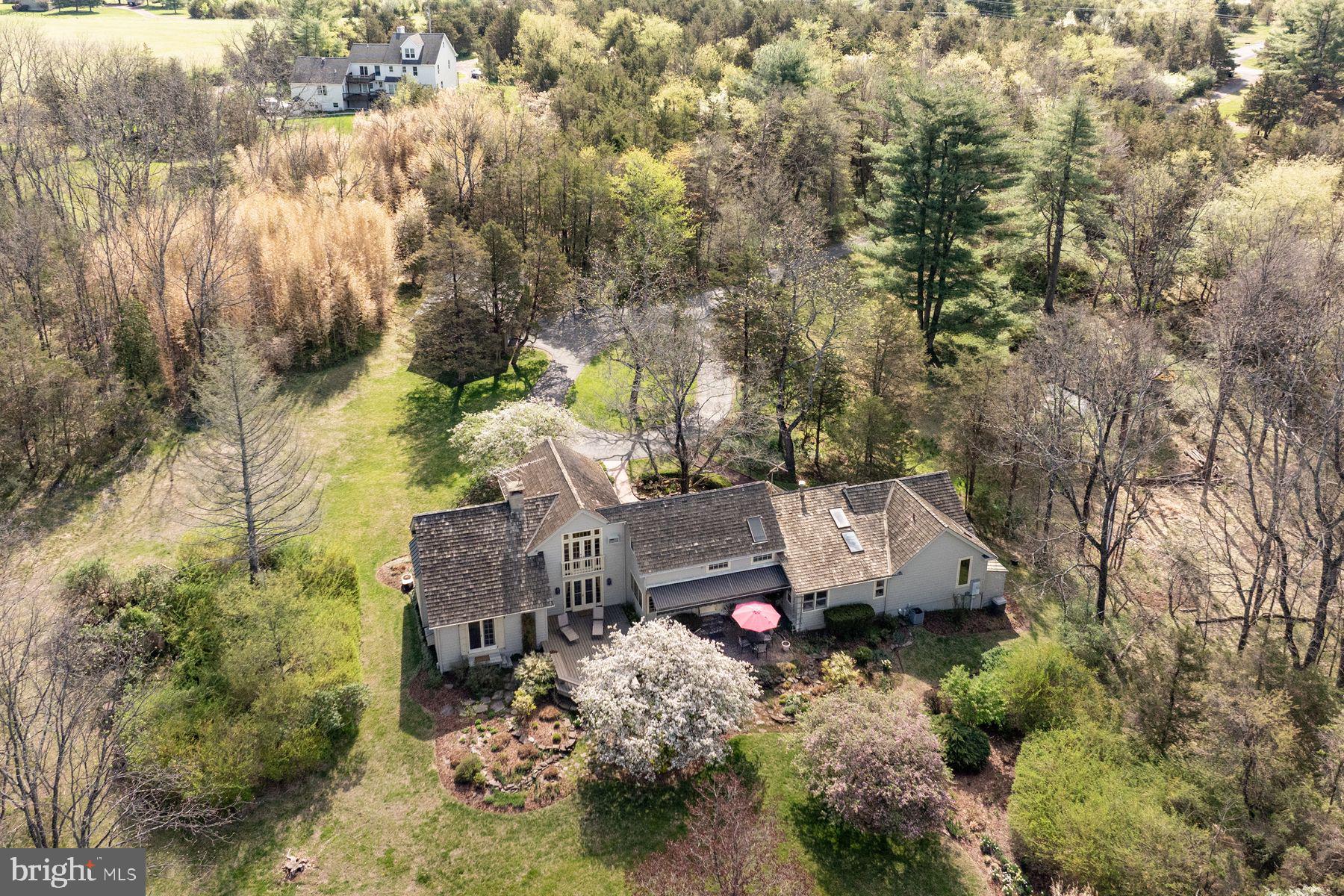 542 Headquarters Road Ottsville, PA 18942 - Photo 10 of 68