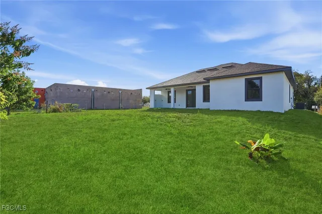 $354,900 | 88 Orange Avenue, LaBelle, FL 33935