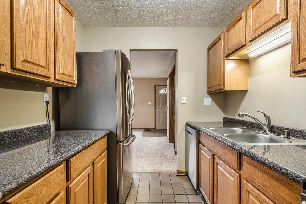 736 Hines Road Columbus, OH 43230 - Photo 10 of 29 Gallery Image 10