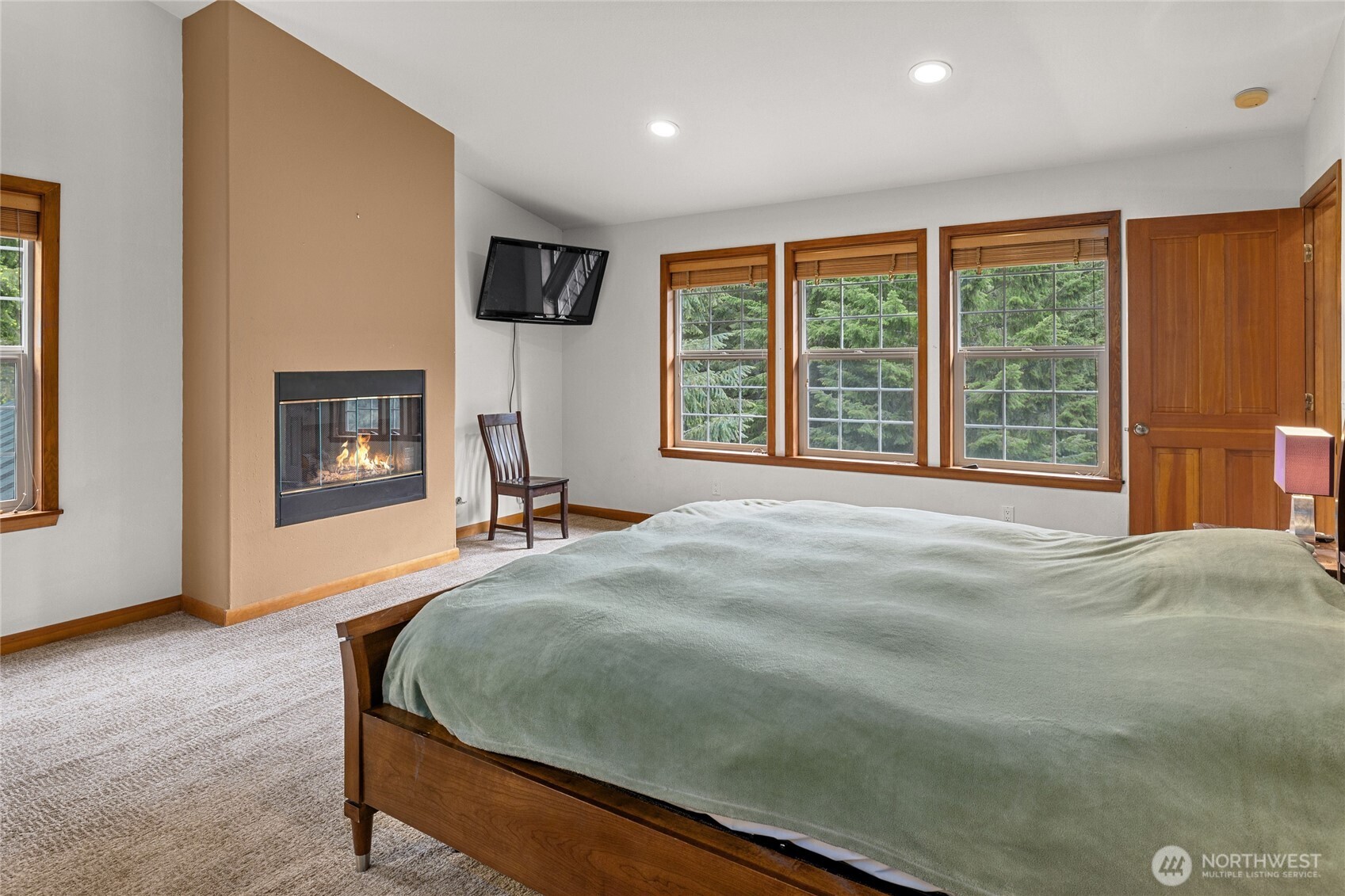 14997 Salmon La Sac Road Ronald, WA 98940 - Photo 22 of 39 a bed sitting in a spacious bedroom next to a window