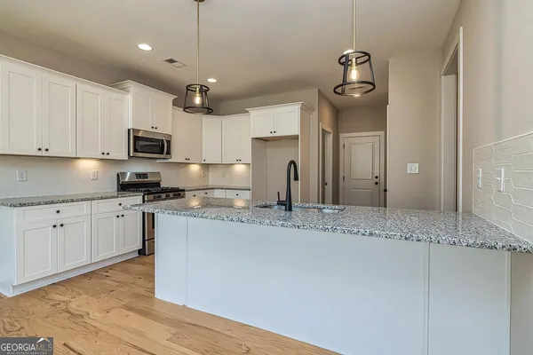$3,100 | 69 Oakhurst Trail, Sharpsburg, GA 30277