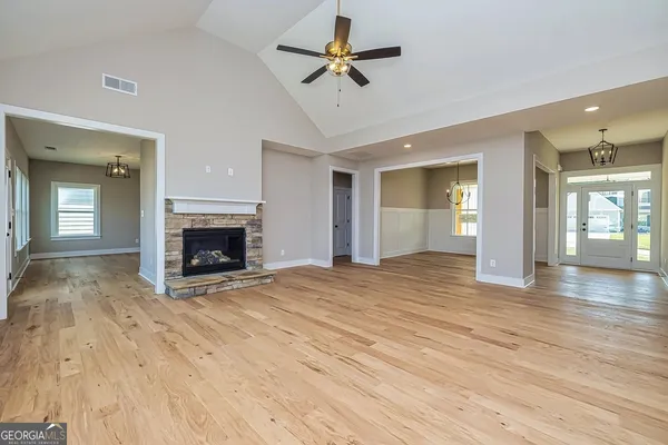 $3,100 | 69 Oakhurst Trail, Sharpsburg, GA 30277