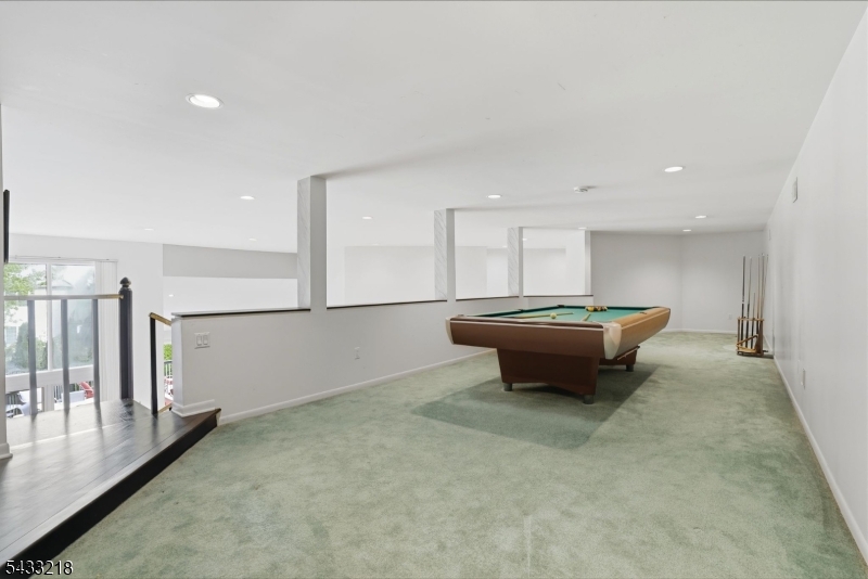 1 Timber Rock Court Cedar Grove, NJ 07009 - Photo 14 of 40