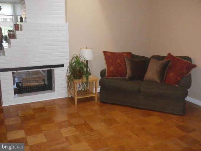 7408 Gresham Street Springfield, VA 22151 - Photo 2 of 12 Living Room/Dining Room