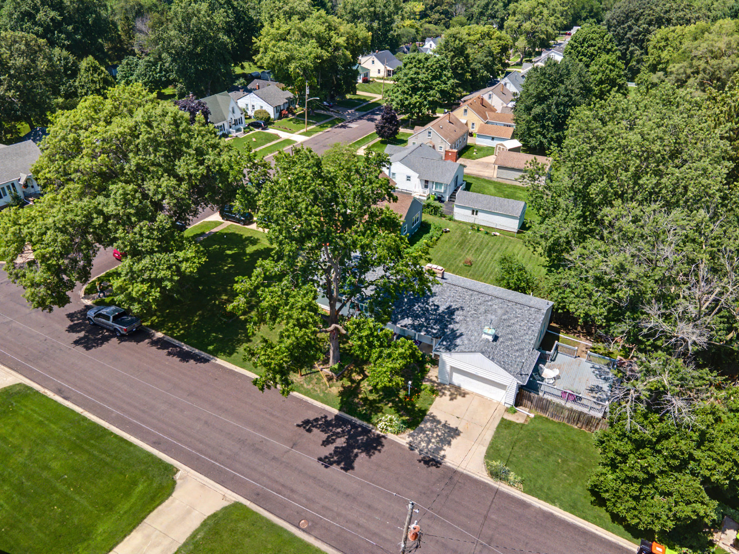 901 East Adams Street Washington, IL 61571 - Photo 38 of 43