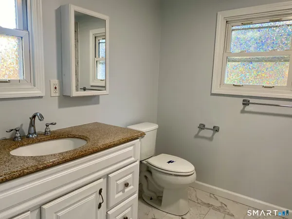 $674,900 | 15 Baxter Road, Clinton, CT 06413