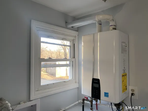 $674,900 | 15 Baxter Road, Clinton, CT 06413