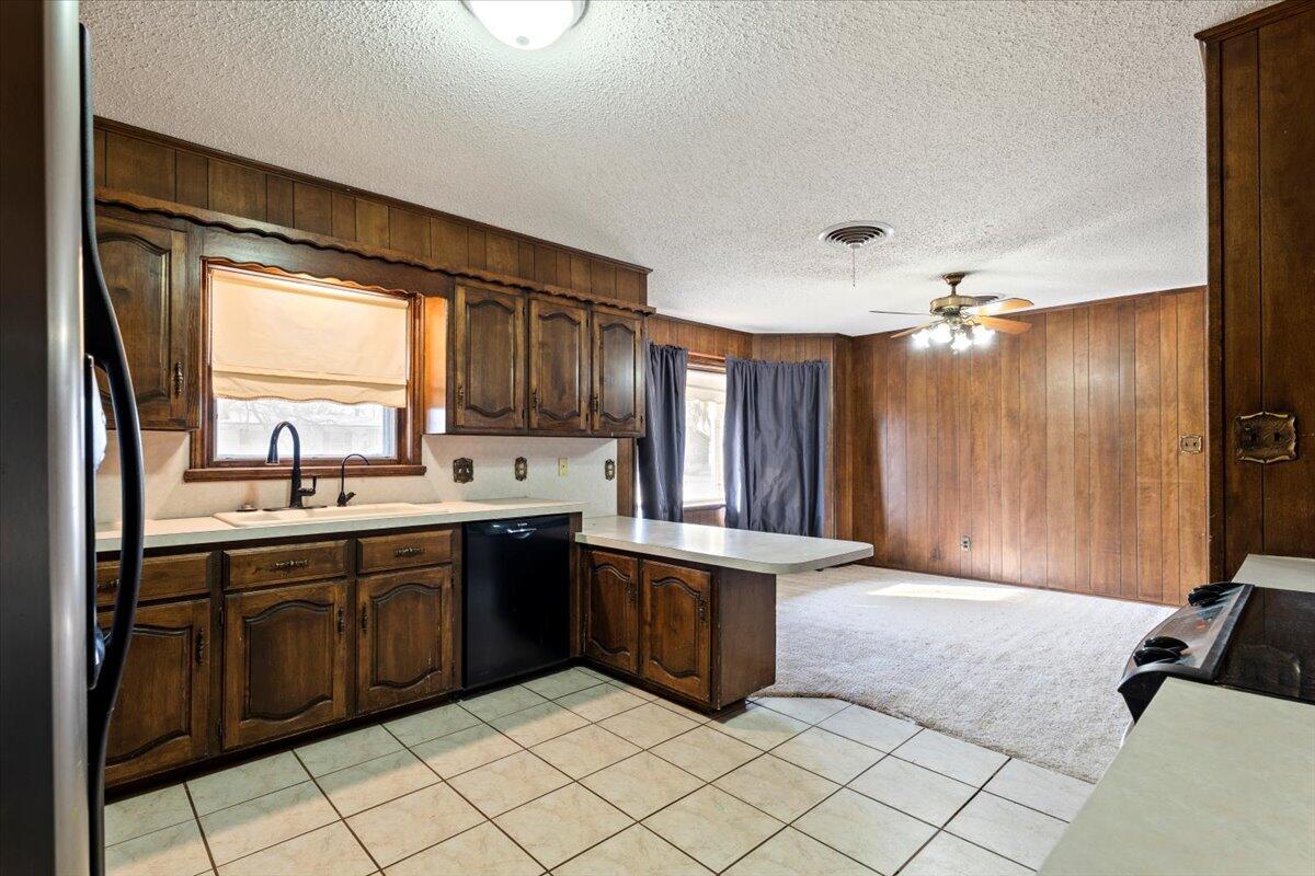 505 Reed Avenue Levelland, TX 79336 - Photo 12 of 21 12-505 Reed Ave
