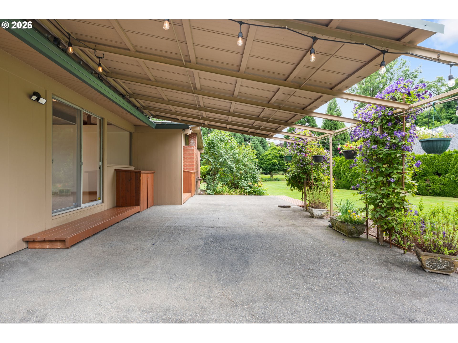 9324 Northeast Levee Road Portland, OR 97211 - Photo 22 of 45 Covered Patio