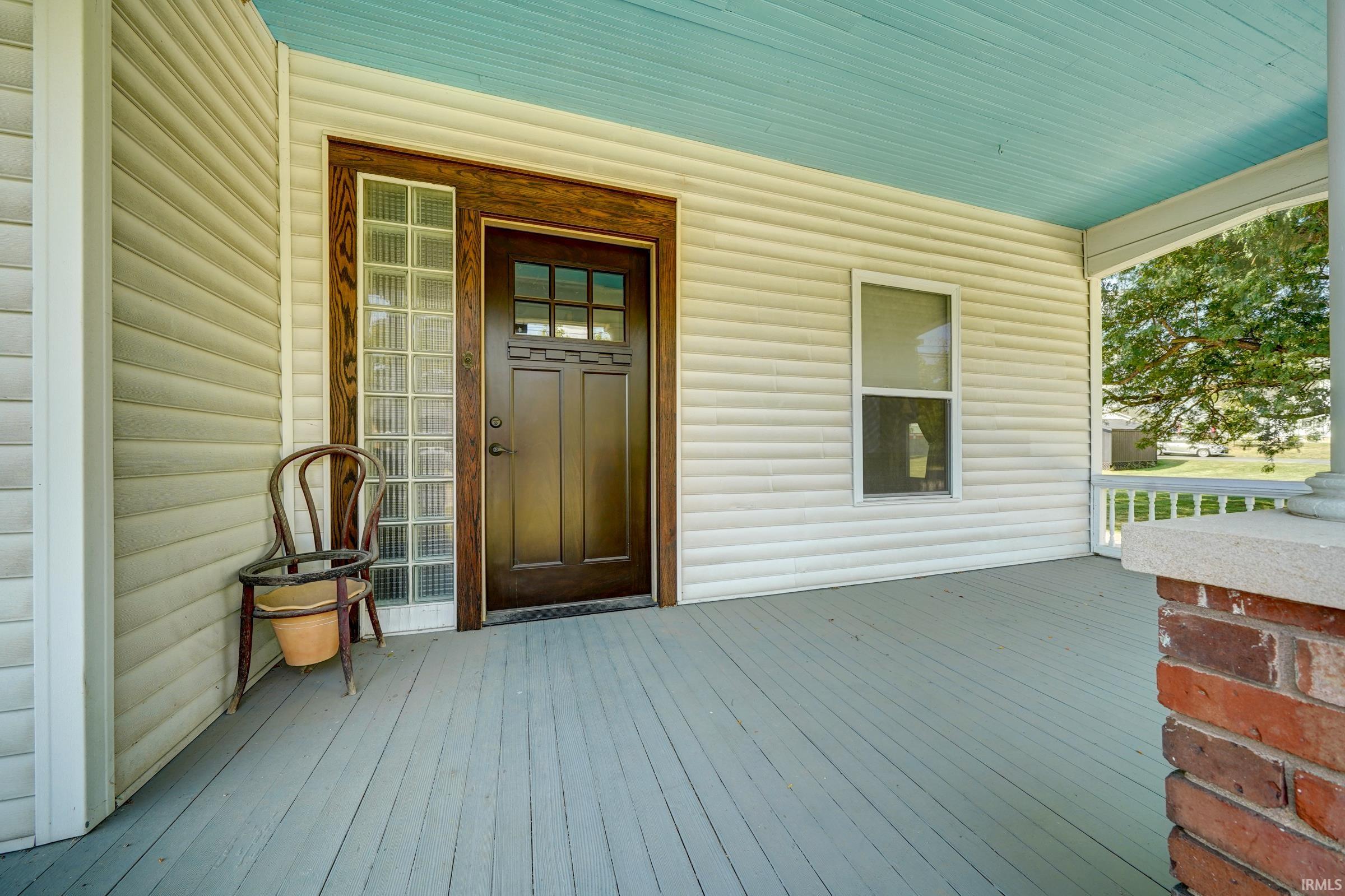 805 North Indiana Avenue Auburn, IN 46706 - Photo 8 of 36