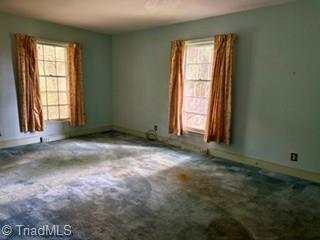 328 Robin Road Mount Airy, NC 27030 - Photo 11 of 23 Gallery Image 11
