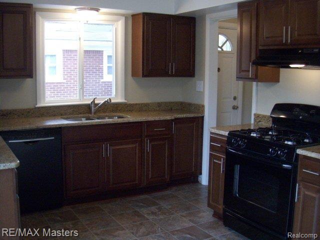 10071 Reeck Road Allen Park, MI 48101 - Photo 3 of 24 kitchen 2