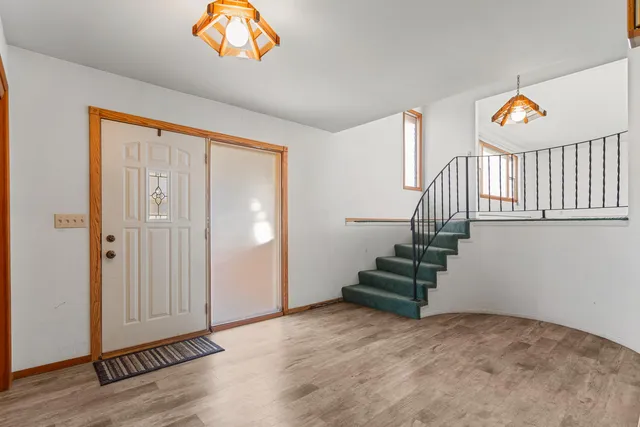 $269,500 | 2707 Donald Drive, Urbana, IL 61802