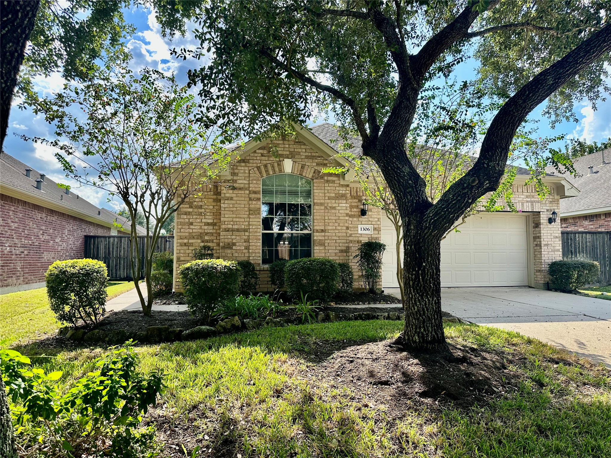 1306 Modena Drive Pearland, TX 77581 - Photo 7 of 31
