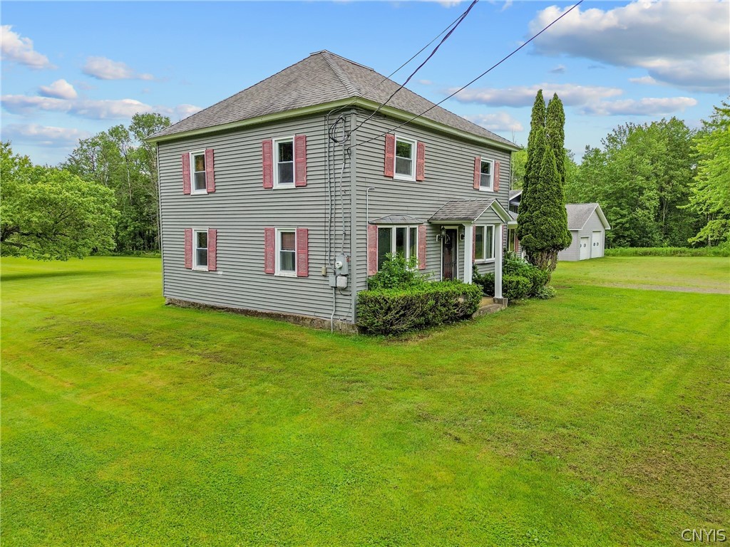 42 Grafton Square Road Parish, NY 13131 - Photo 5 of 50