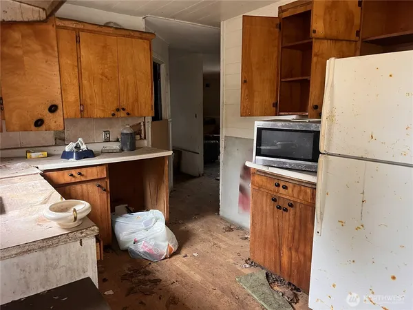 $300,000 | 8599 Valley View Road, Custer, WA 98240