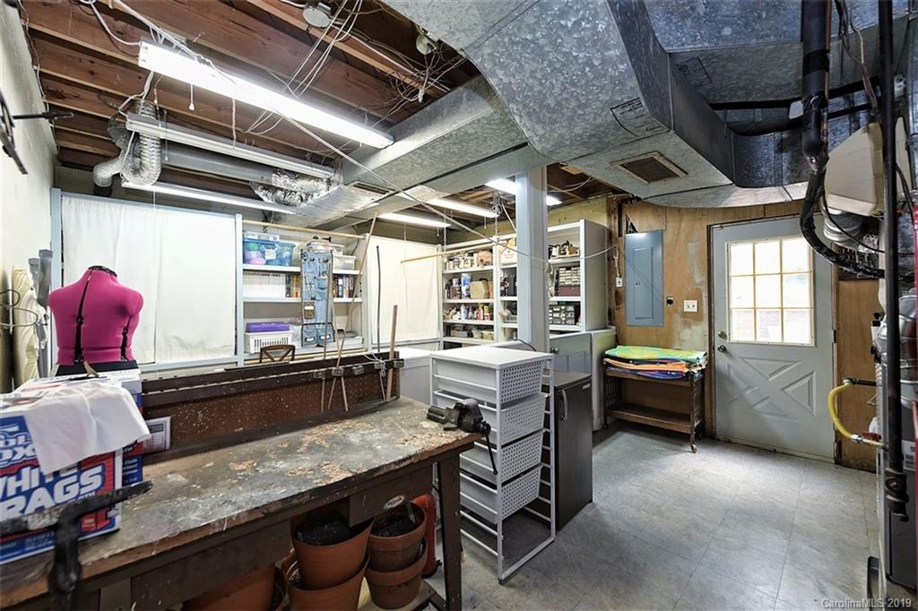 4244 Tottenham Road Charlotte, NC 28226 - Photo 23 of 27 Gallery Image 23