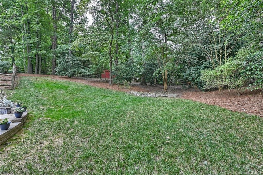 4244 Tottenham Road Charlotte, NC 28226 - Photo 26 of 27 Gallery Image 26