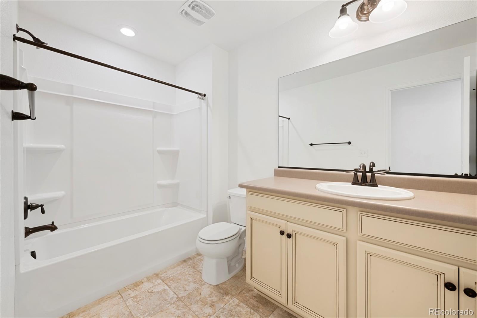 5958 Central Park Boulevard Denver, CO 80238 - Photo 17 of 37