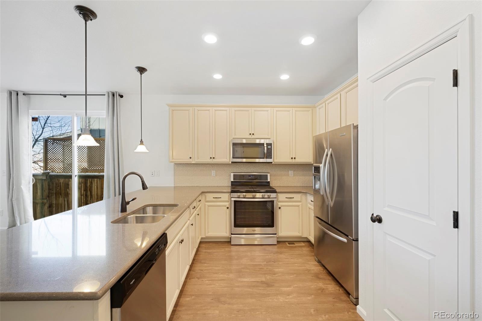 5958 Central Park Boulevard Denver, CO 80238 - Photo 7 of 37