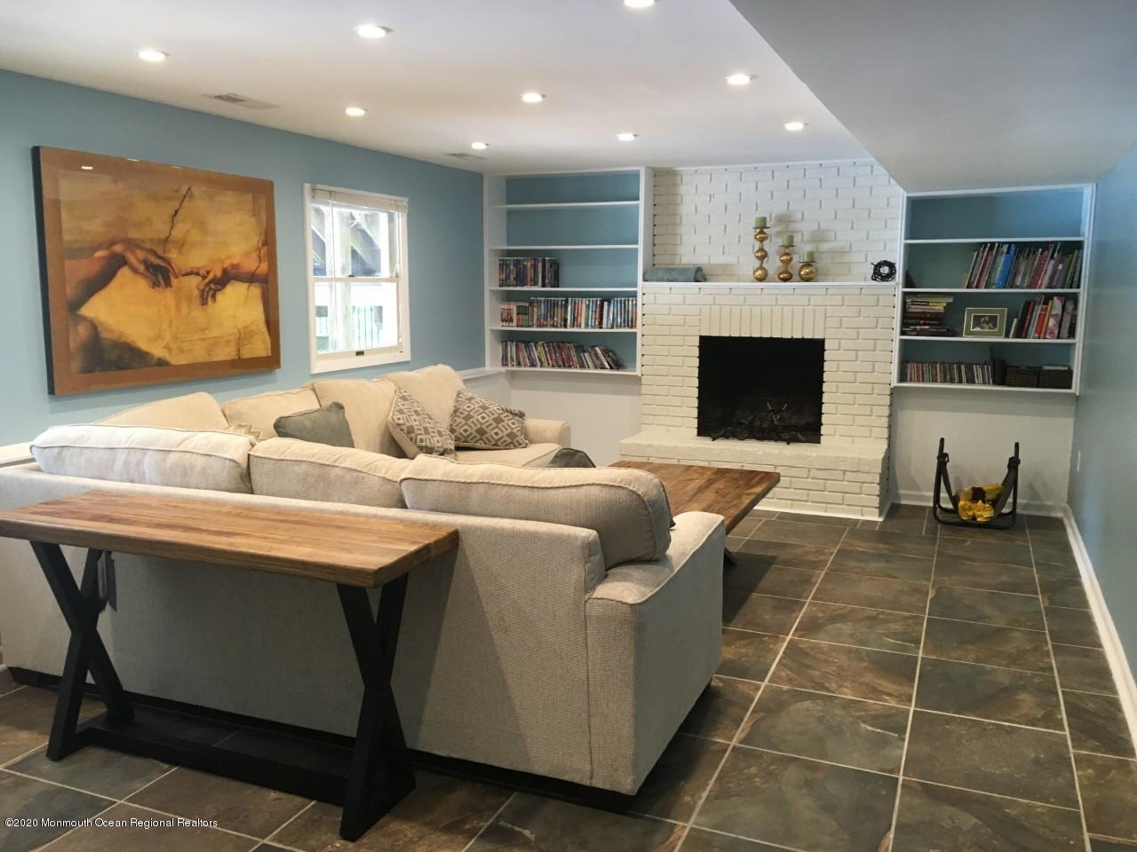 14 Brookside Road Clarksburg, NJ 08510 - Photo 3 of 11 14 Brookside 4