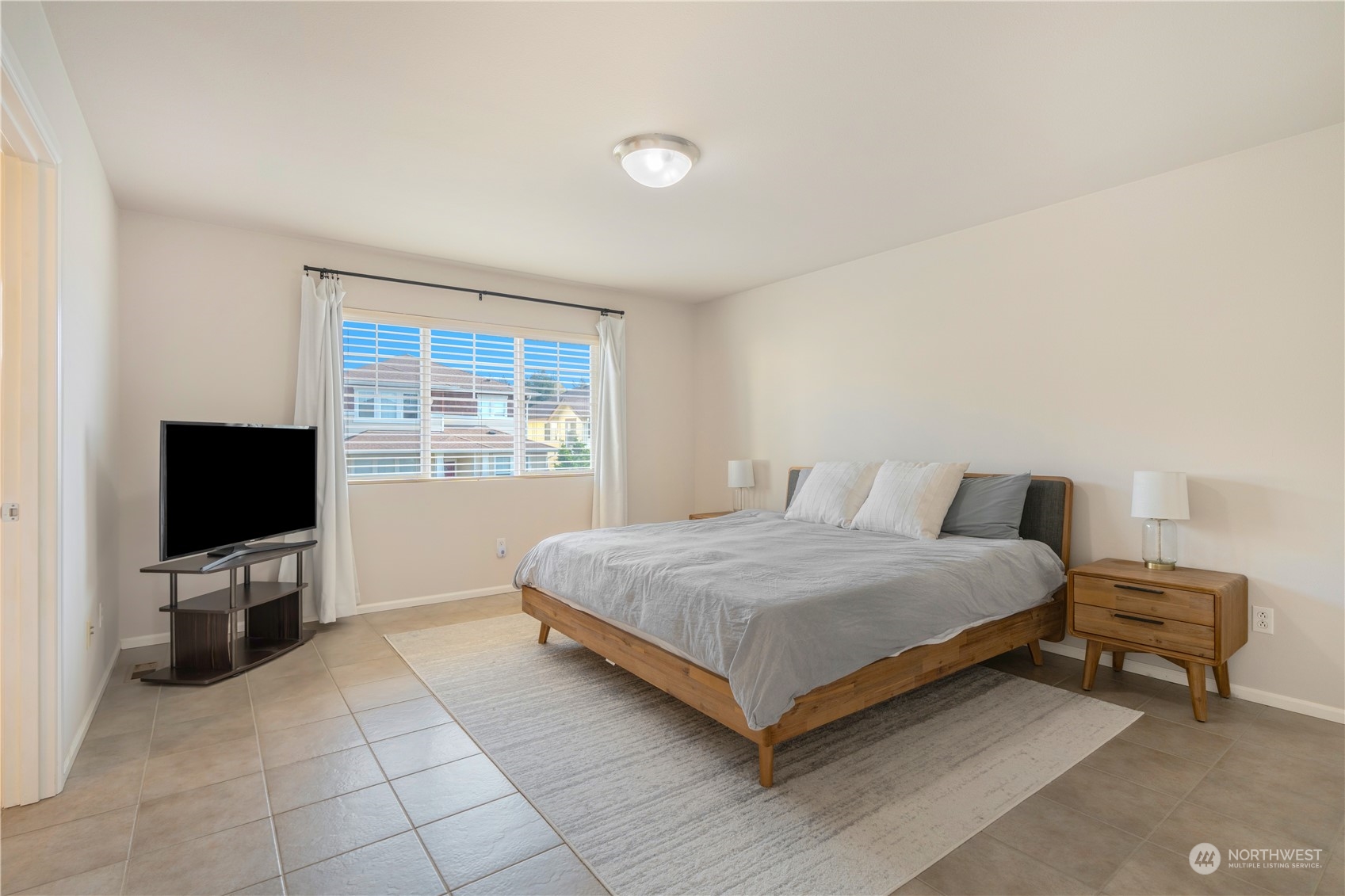 17021 165th Avenue Southeast Renton, WA 98058 - Photo 20 of 31 Gallery Image 20