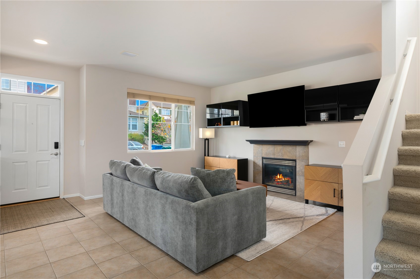 17021 165th Avenue Southeast Renton, WA 98058 - Photo 6 of 31 Gallery Image 6