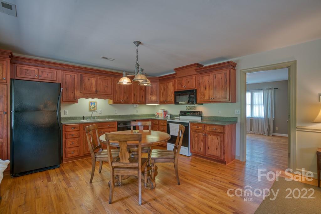 4290 Collinsville Road Columbus, NC 28722 - Photo 27 of 47 Gallery Image 27