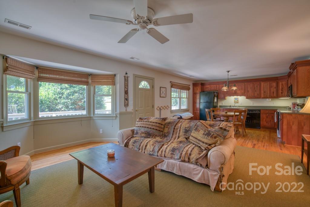 4290 Collinsville Road Columbus, NC 28722 - Photo 29 of 47 Gallery Image 29