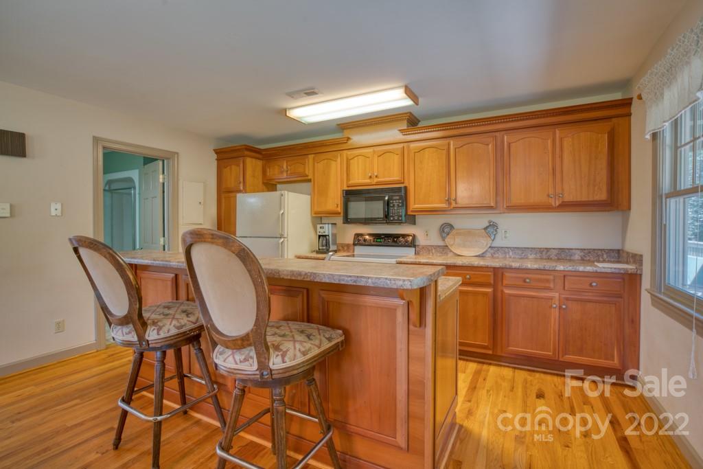 4290 Collinsville Road Columbus, NC 28722 - Photo 33 of 47 Gallery Image 33