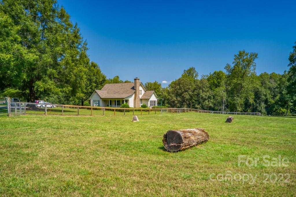 4290 Collinsville Road Columbus, NC 28722 - Photo 45 of 47 Gallery Image 45