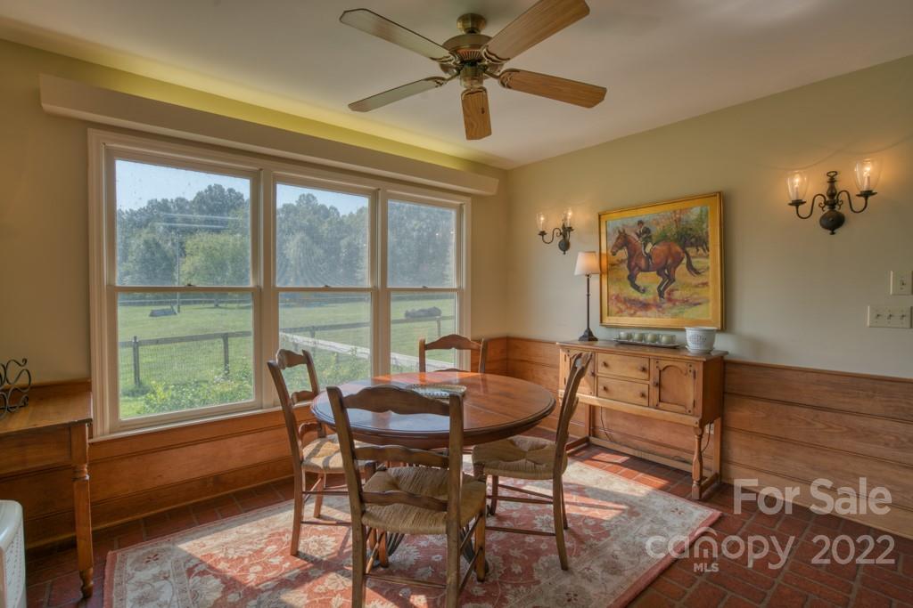 4290 Collinsville Road Columbus, NC 28722 - Photo 6 of 47 Gallery Image 6