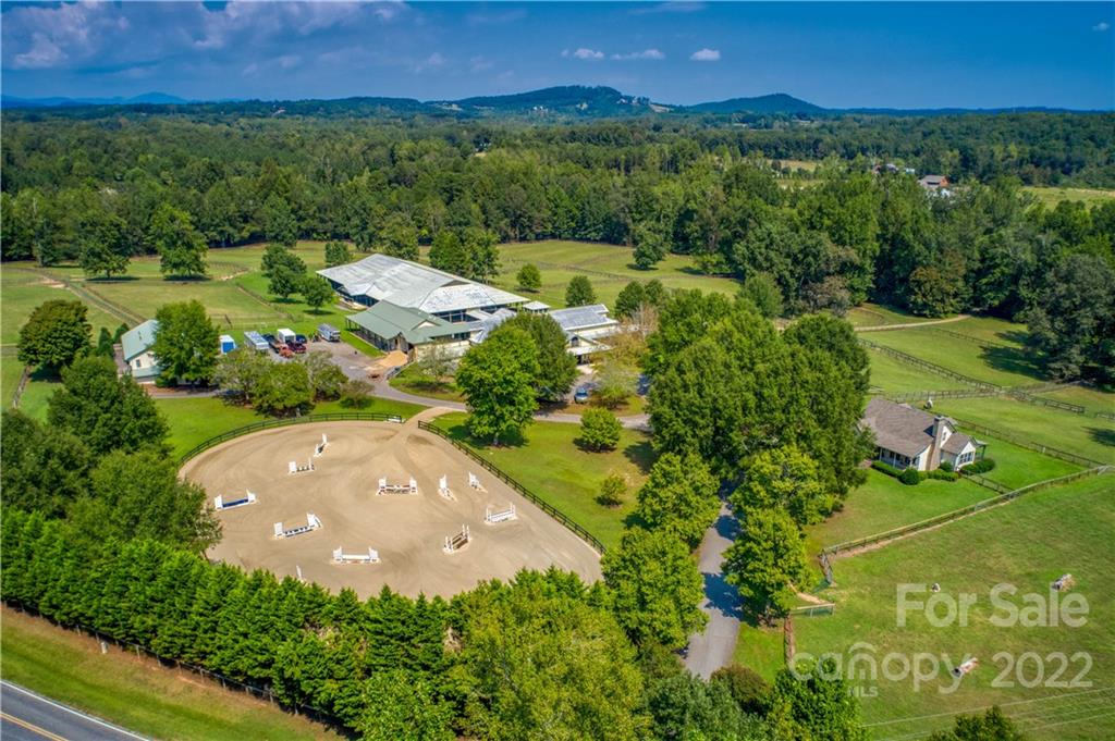 4290 Collinsville Road Columbus, NC 28722 - Photo 10 of 47 Gallery Image 10
