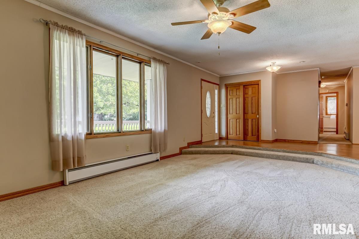 7601 Kunz Road Rochester, IL 62563 - Photo 7 of 54