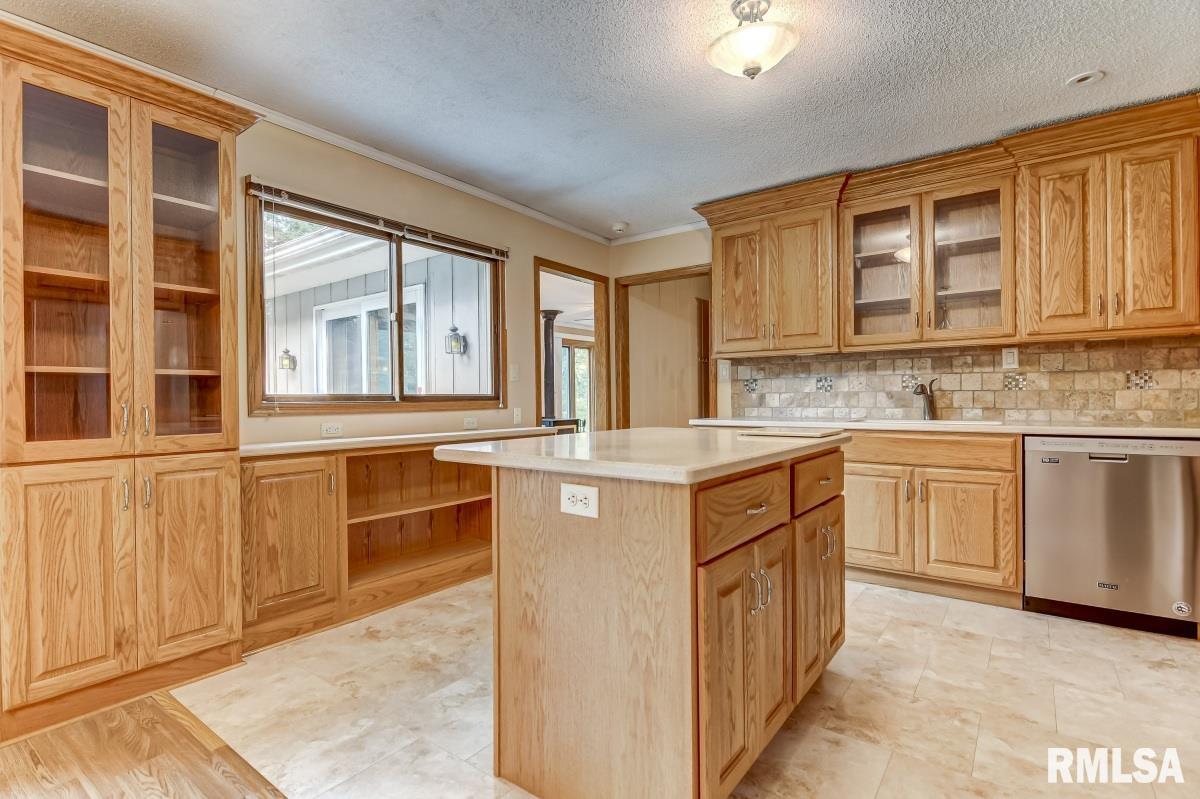 7601 Kunz Road Rochester, IL 62563 - Photo 10 of 54