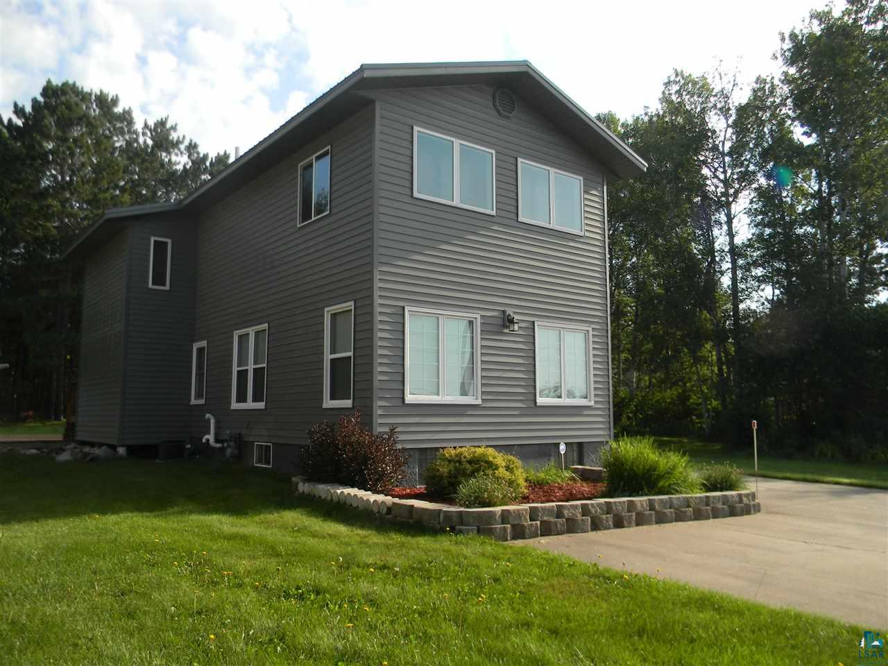 2901 West Arrowhead Road Duluth, MN 55811 - Photo 1 of 24 Front View