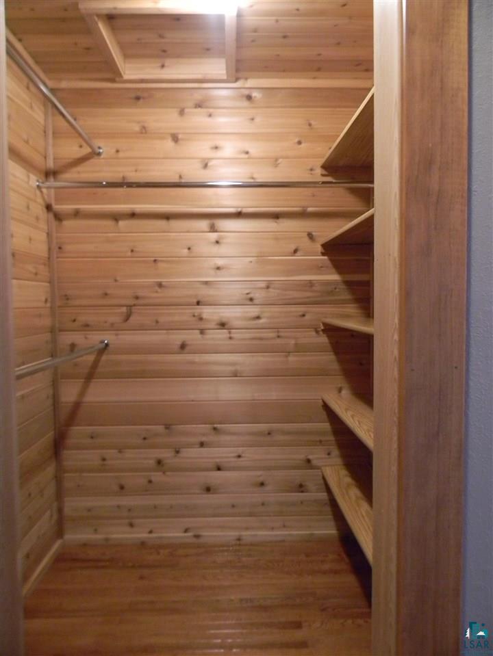 2901 West Arrowhead Road Duluth, MN 55811 - Photo 12 of 24 Master bedroom Closet