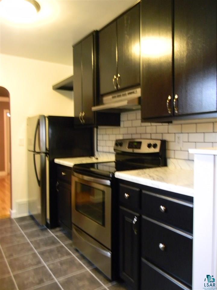 2901 West Arrowhead Road Duluth, MN 55811 - Photo 5 of 24 Kitchen