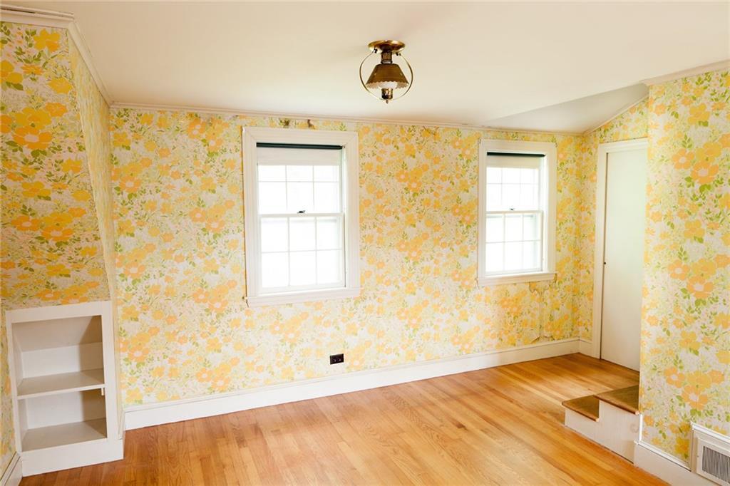 755 Shore Road Cape Neddick, ME 03902 - Photo 14 of 35 One of the other upstairs bedrooms,...