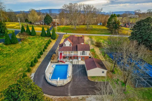 $1,185,000 | 962 Indian Mound Drive, McMinnville, TN 37110