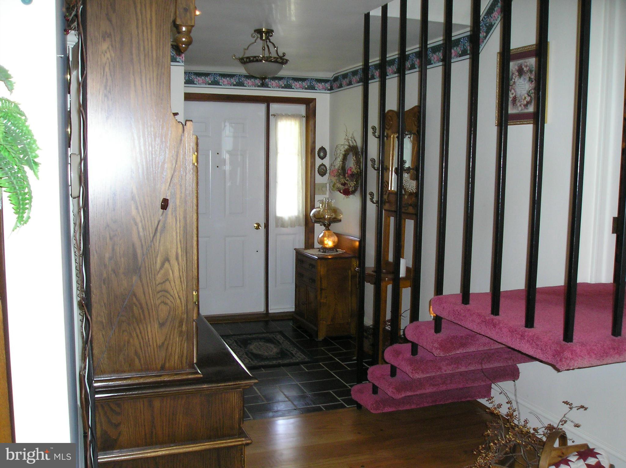 12016 Kemps Mill Road Williamsport, MD 21795 - Photo 18 of 28 Interior (General)