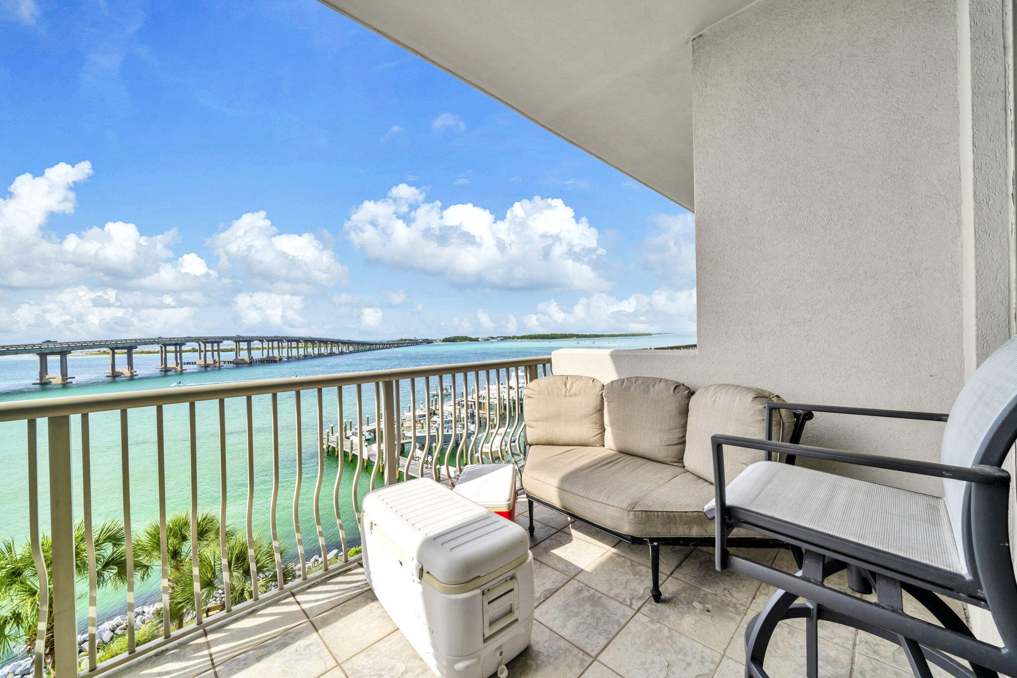 5 Calhoun Avenue, Unit 403 Destin, FL 32541 - Photo 16 of 35 a living room with furniture