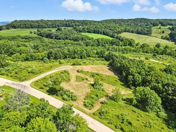 $650,000 | 351 Toboggan, La Valle, WI 53941