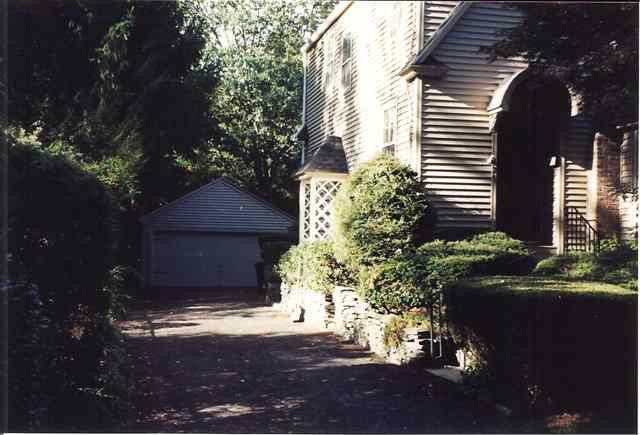425 Wellington Road Bethlehem, NY 12054 - Photo 3 of 8 Photo 3